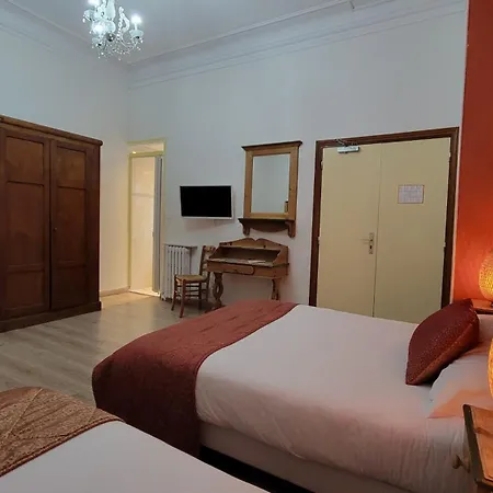 Eden Hotel 2*