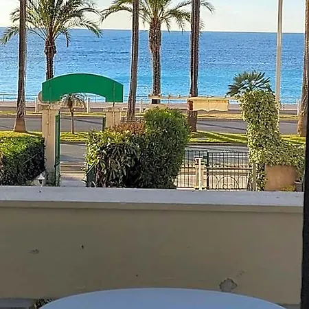 Eden Hotel 2*