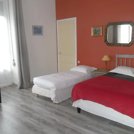 Eden Hotel 2*