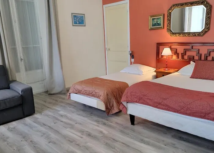 Ξενοδοχείο Eden 2*